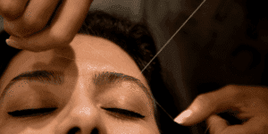 epilazione con filo arabo