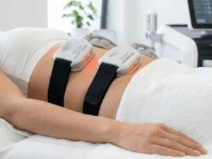 lipolaser addome con placche laser applicate per riduzione del grasso localizzato