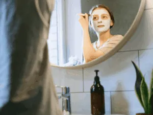 pulizia del viso fai da te in casa pulizia del viso fai da te in casa con maschera viso allo specchio
