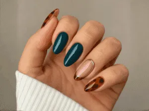 unghie tartarugate mix and match autunno 2025